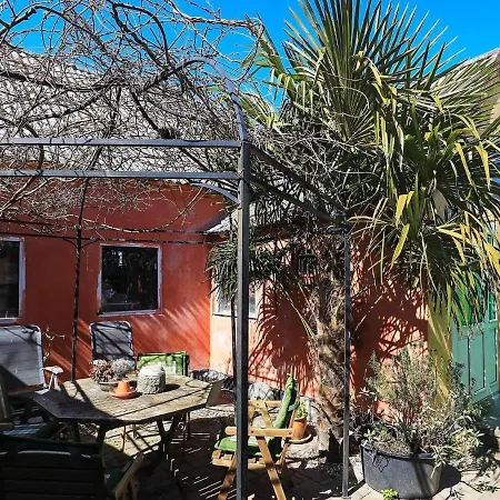 Xxviii Tatil Evi
